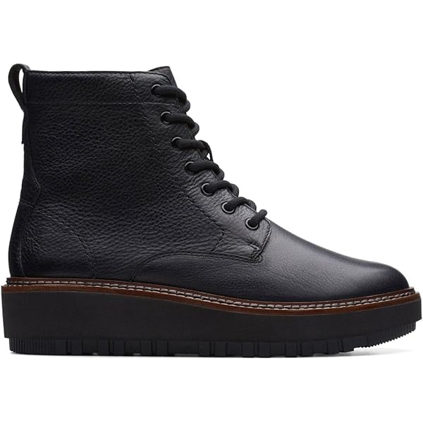Amazon.com | Clarks Men's Lugger Oxford Boot, Black Waxy Leather
